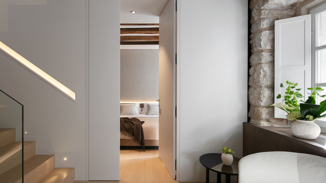 Photo of Bedroom in Pile