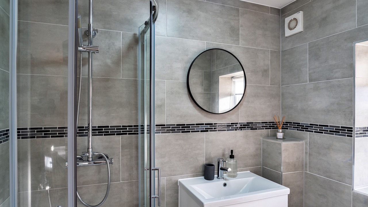 Photo of Bathroom in Marhamchurch