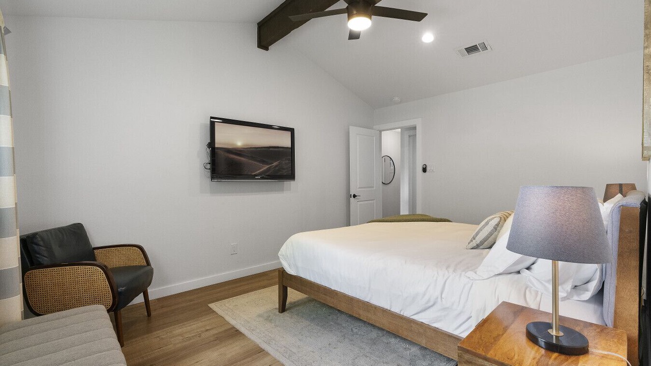 Photo of Bedroom in Franklin Park