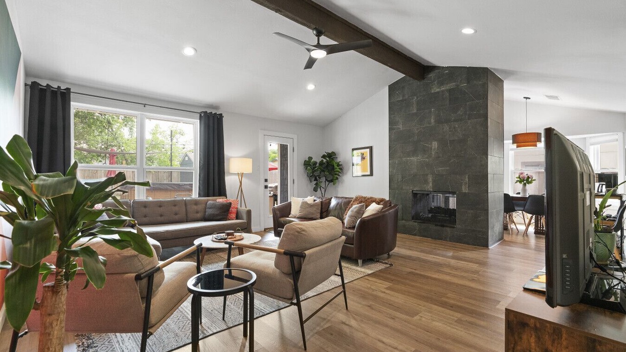 Photo of Livingroom in Franklin Park