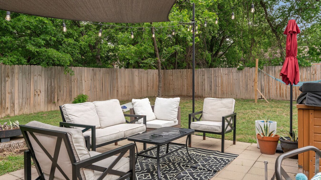 Photo of Patio Balcony in Franklin Park