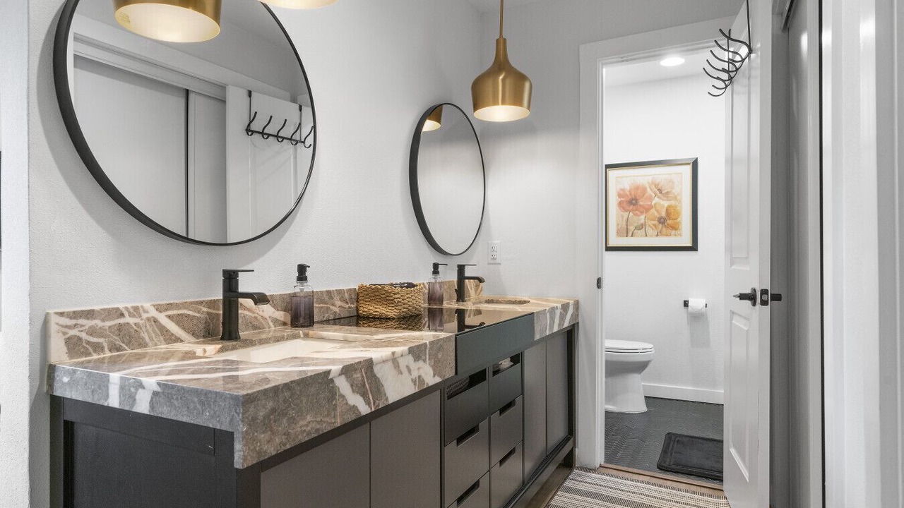 Photo of Bathroom in Franklin Park