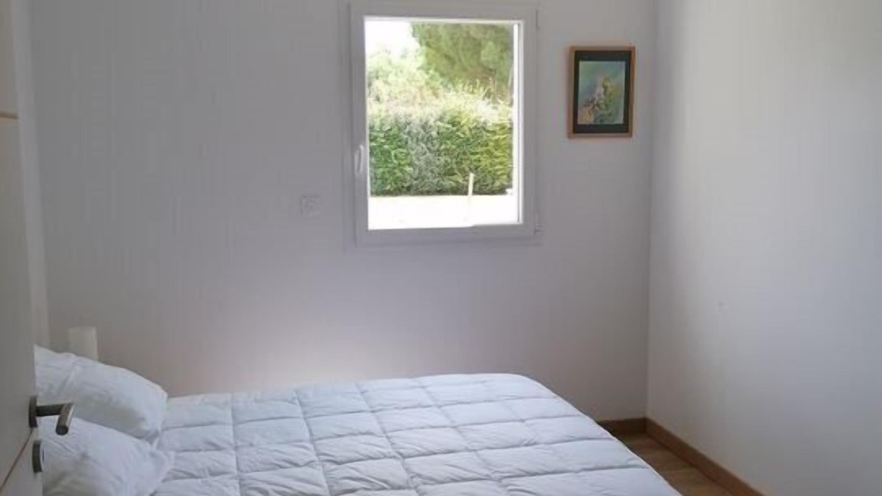 Photo of Bedroom in Kervoyal
