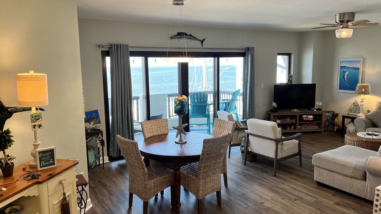 Photo of Bedroom in Mexico Beach