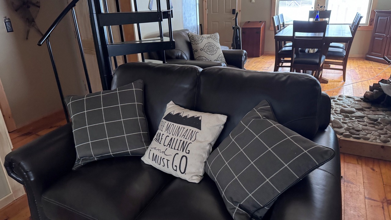 Photo of Livingroom in Lowville