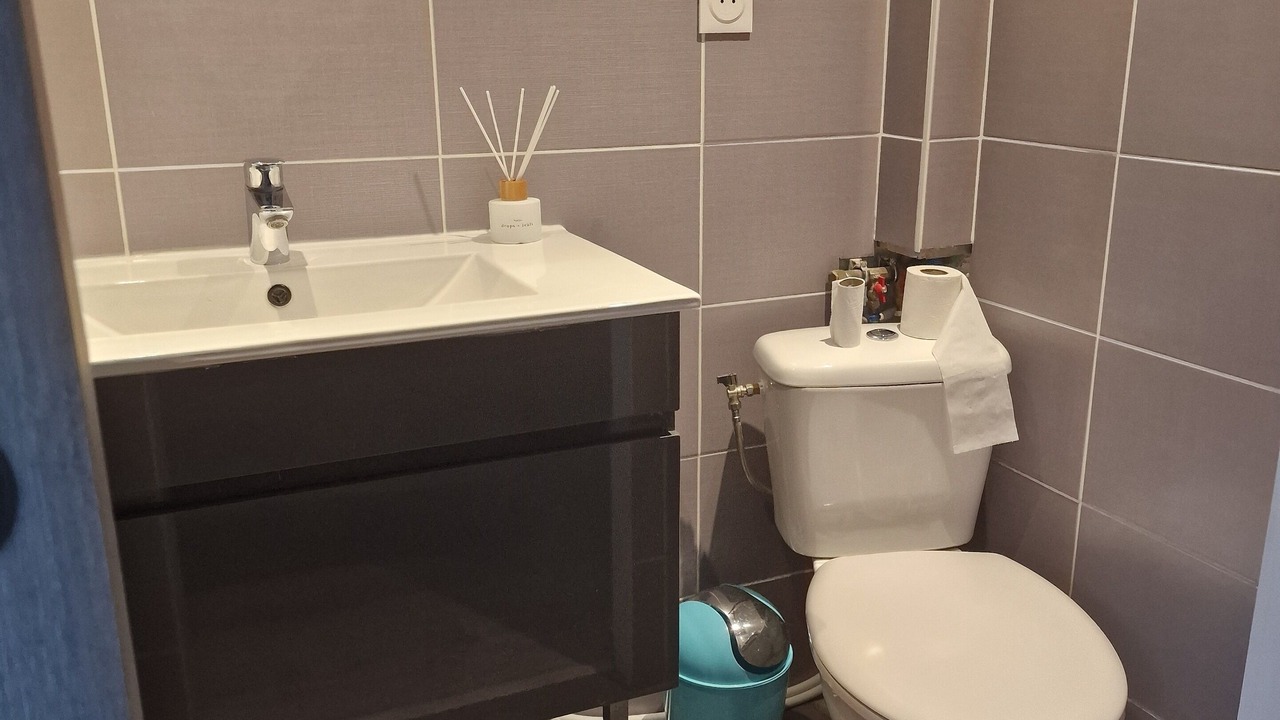 Photo of Bathroom in Saint-Georges-de-Reneins