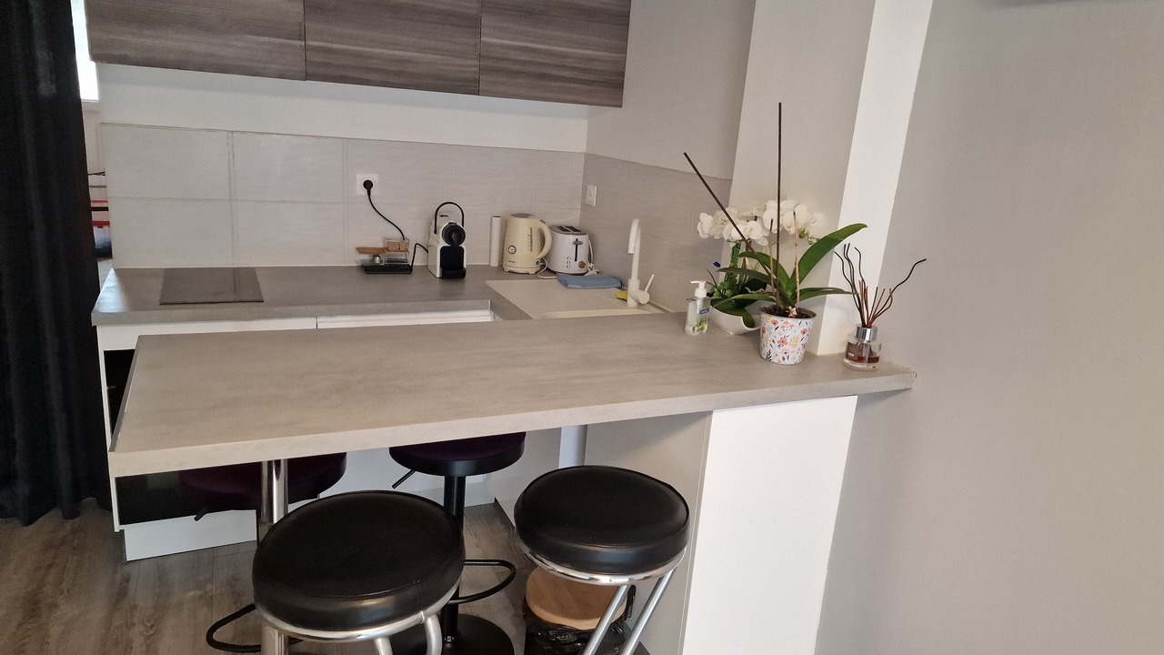 Photo of Kitchen in Saint-Georges-de-Reneins