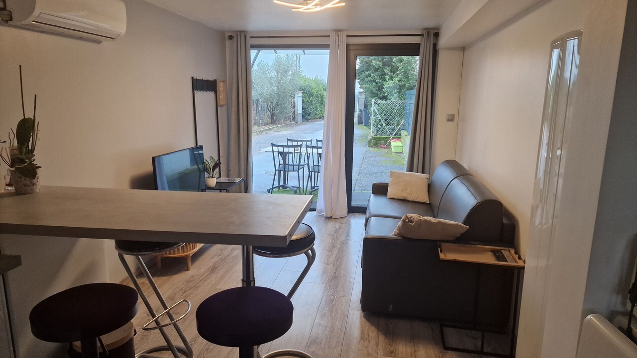 Photo of Livingroom in Saint-Georges-de-Reneins