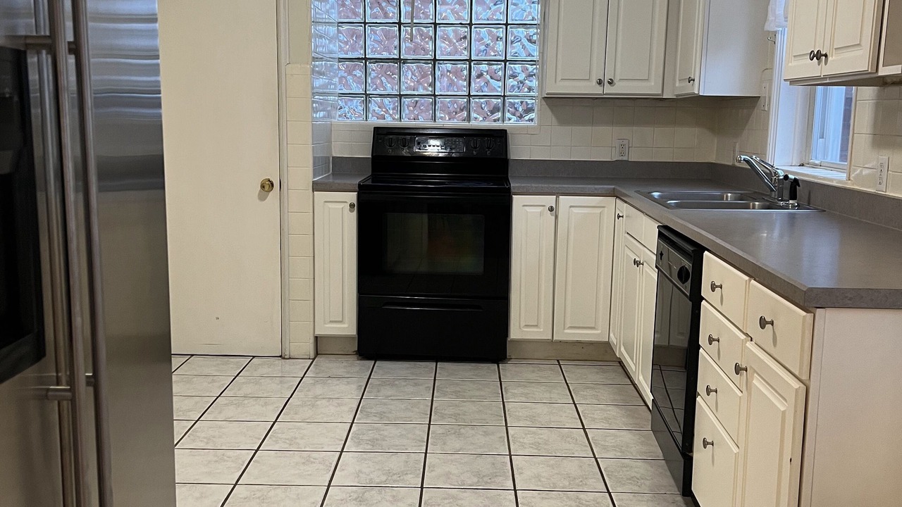 Photo of Kitchen in University City