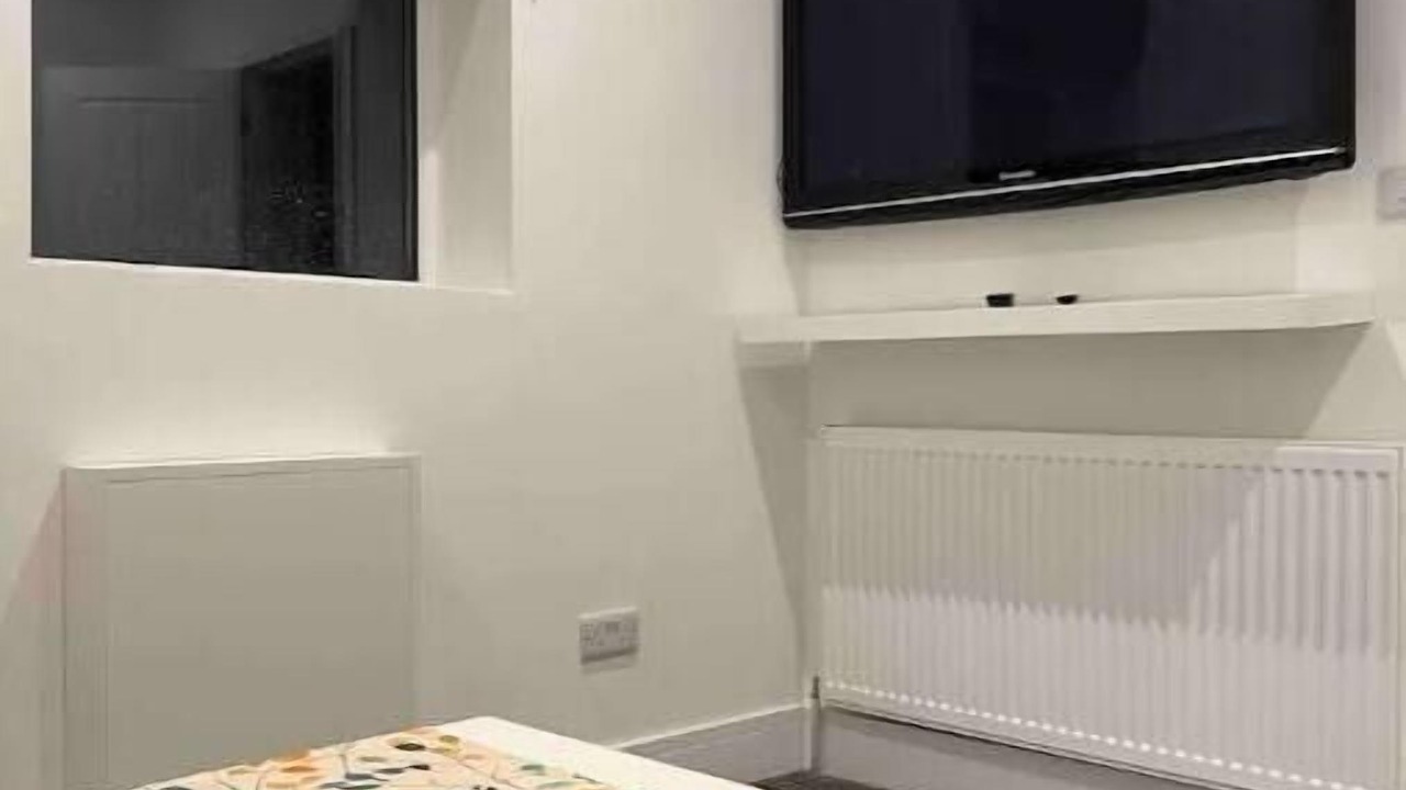 Photo of Others in Ashtead