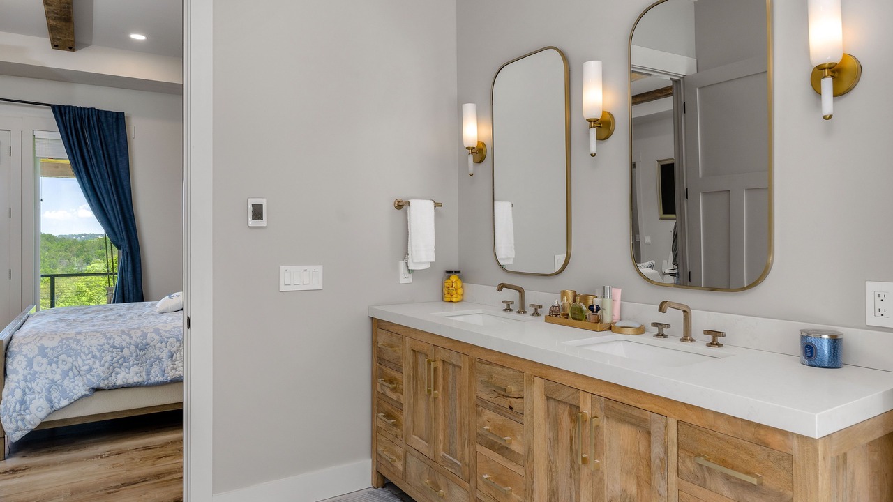 Photo of Bathroom in Smithville