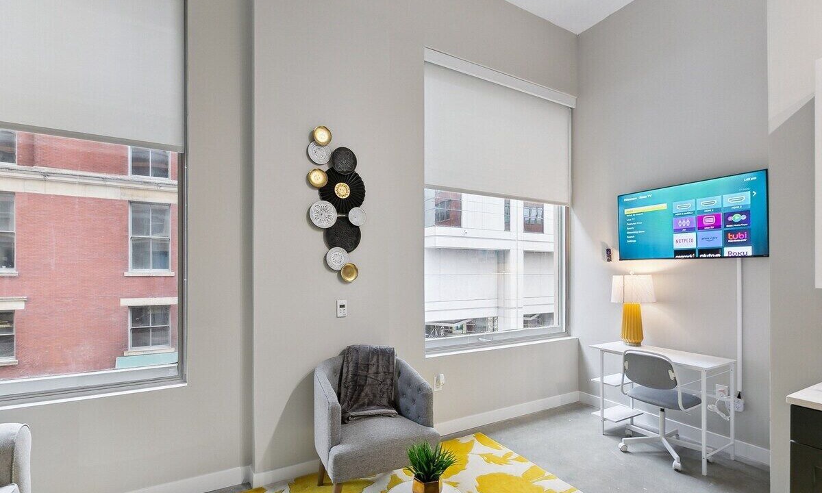 Photo of Livingroom in Downtown Cincinnati