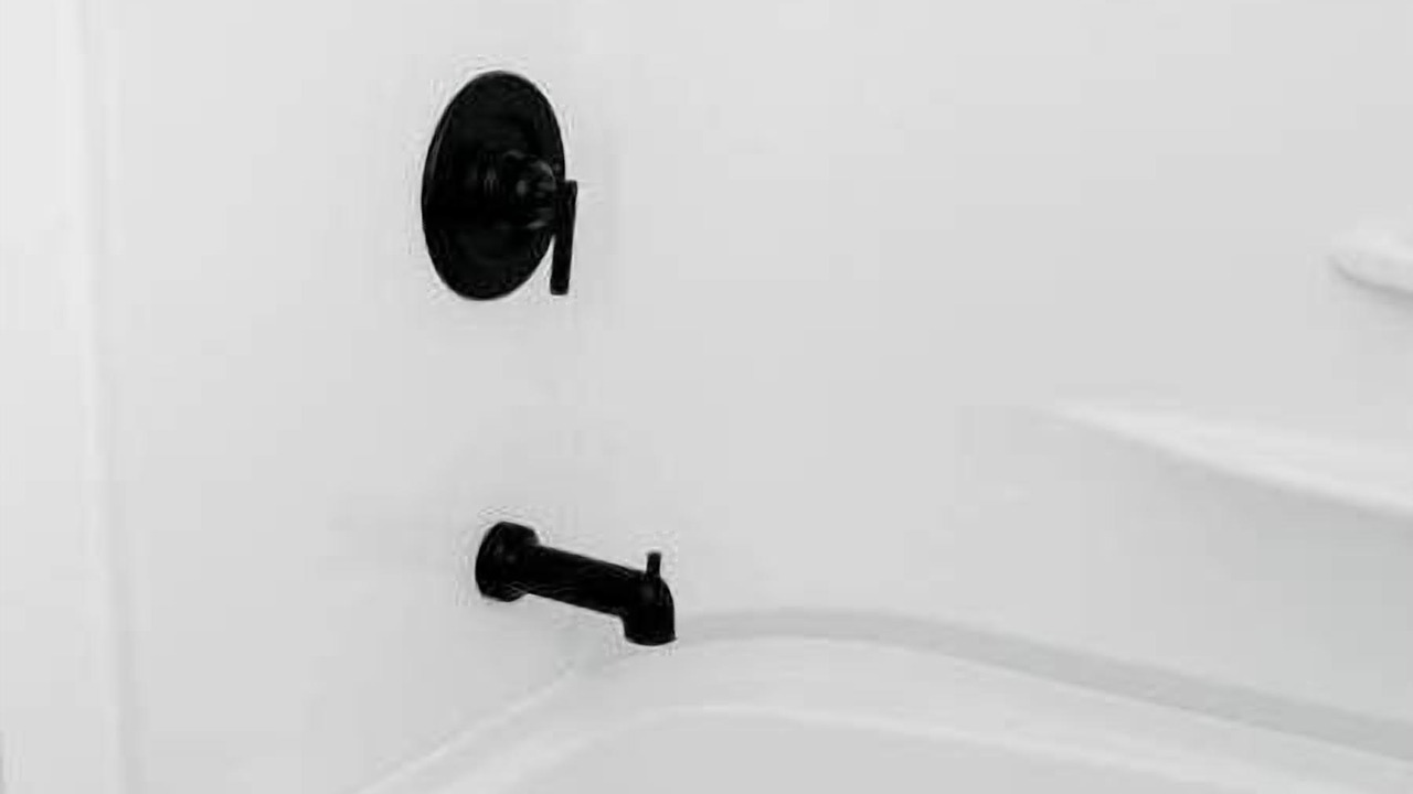 Photo of Bathroom in Leola