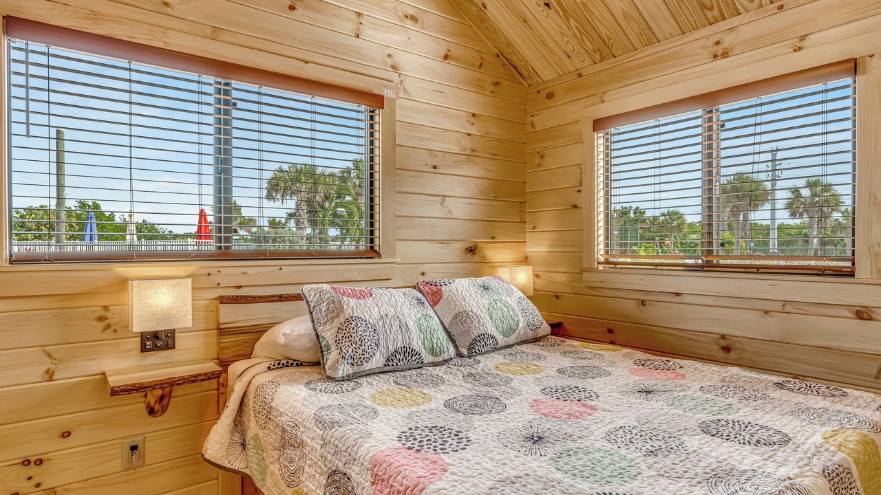 Photo of Bedroom in Marathon