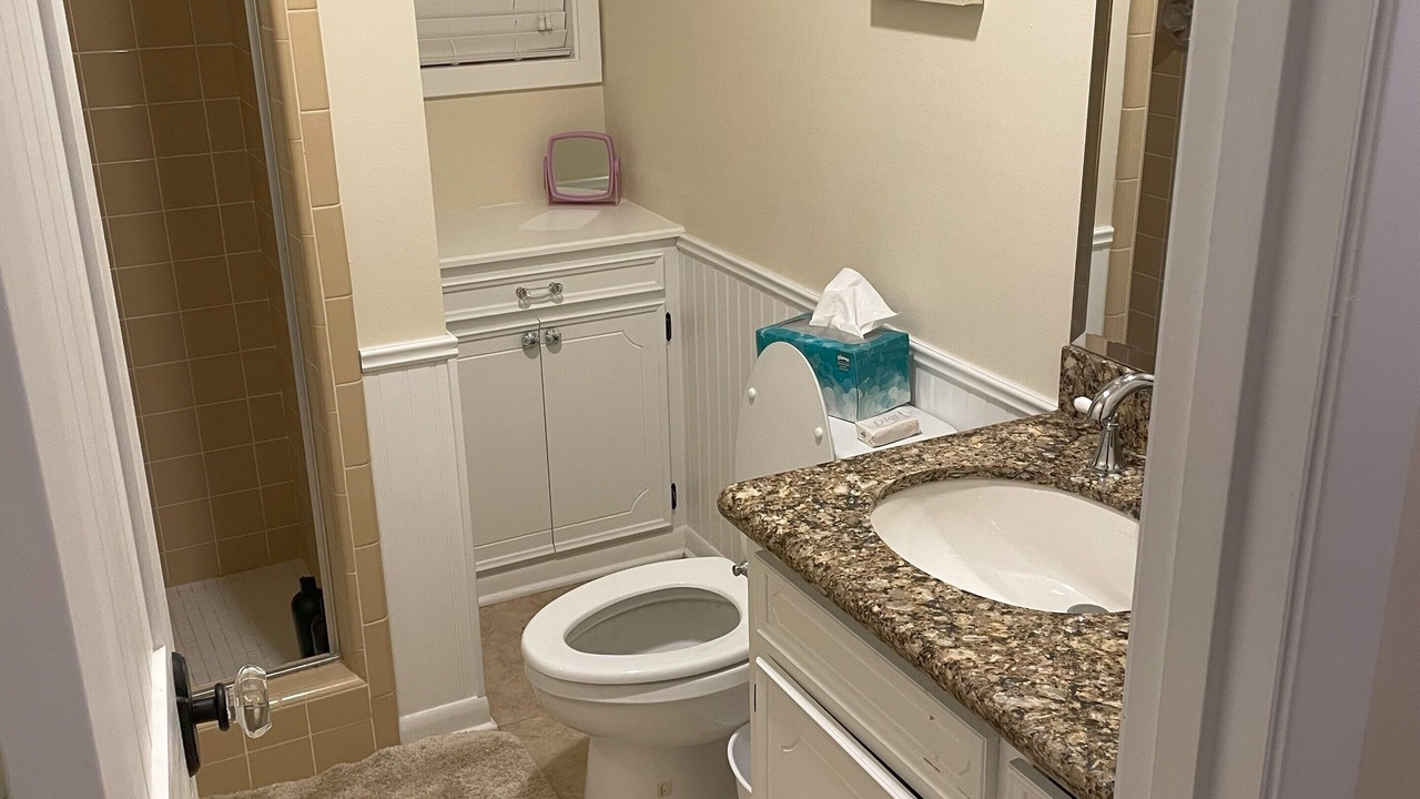 Photo of Bathroom in Leon County