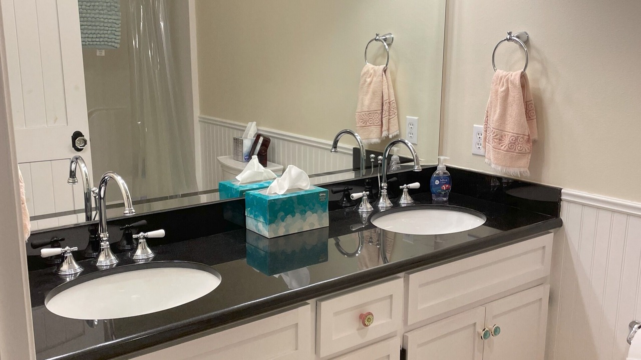 Photo of Bathroom in Leon County