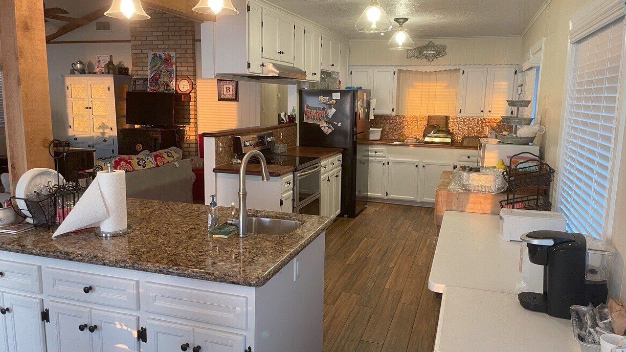 Photo of Kitchen in Leon County