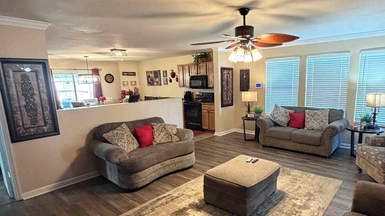 Photo of Livingroom in Normal
