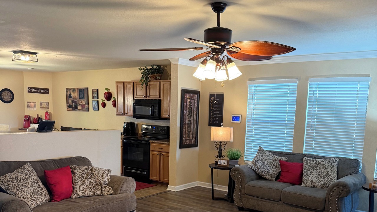 Photo of Livingroom in Normal