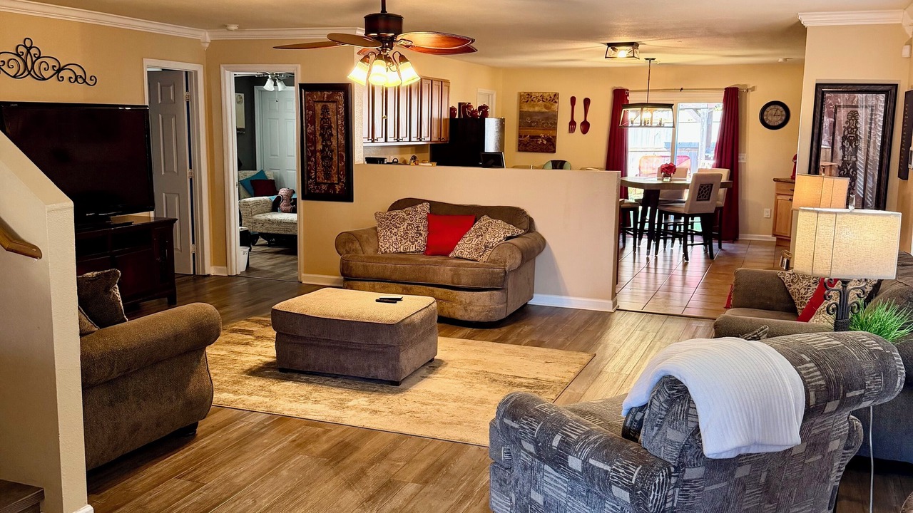 Photo of Livingroom in Normal