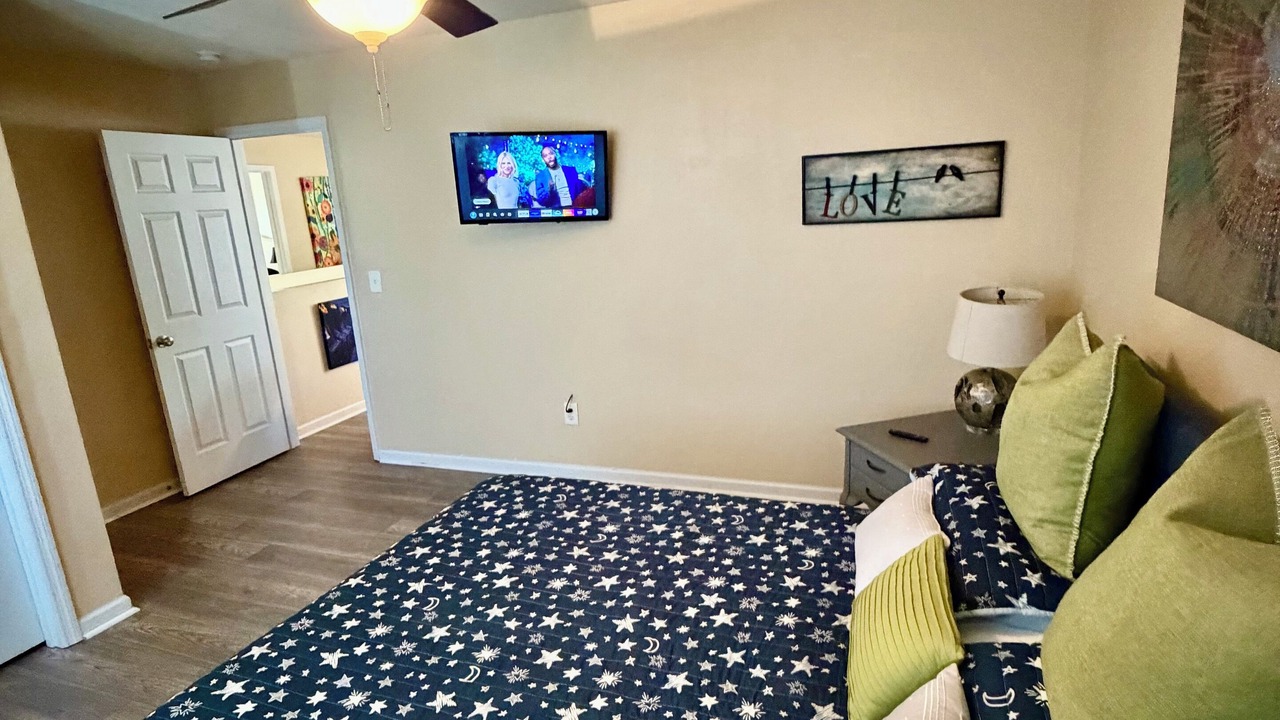 Photo of Bedroom in Normal