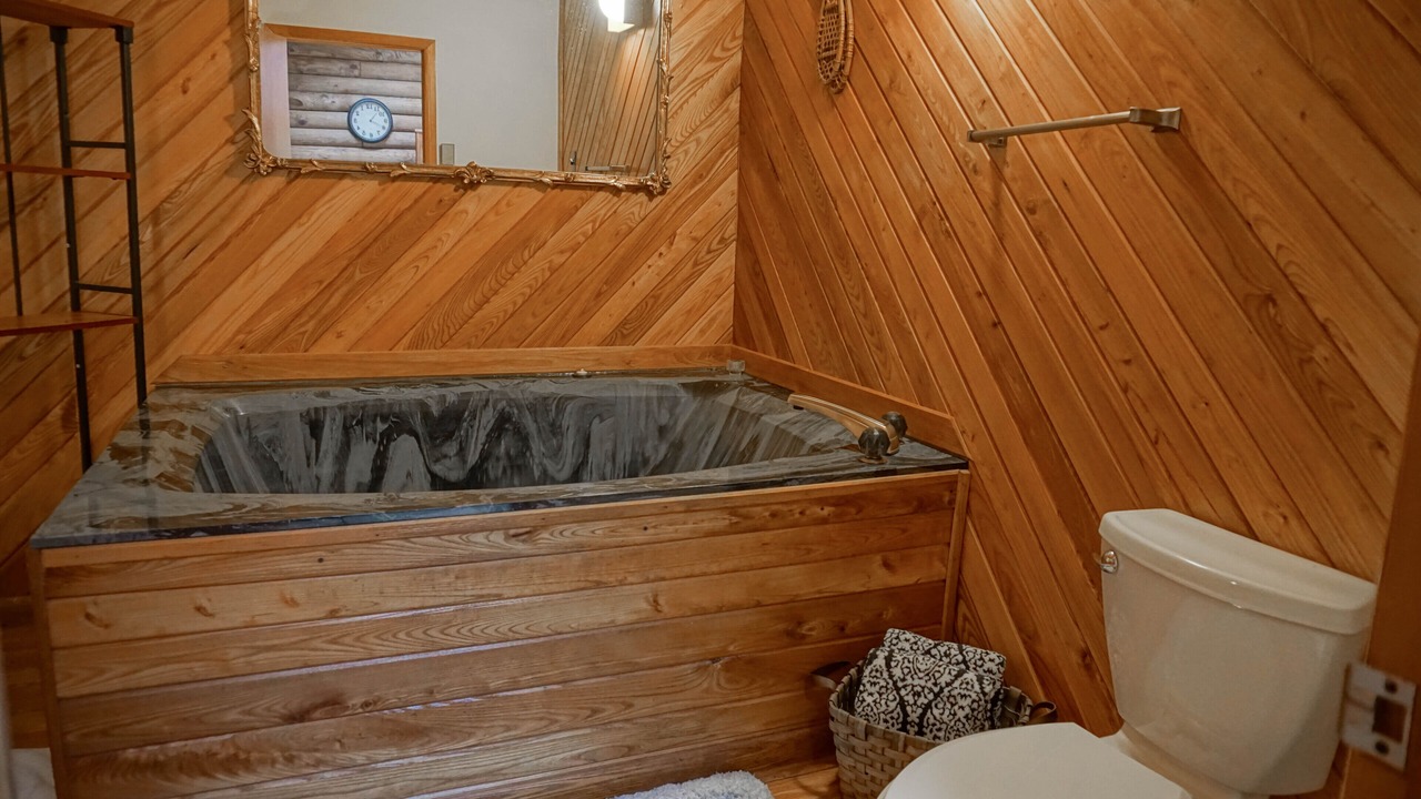 Photo of Bathroom in South Mountain