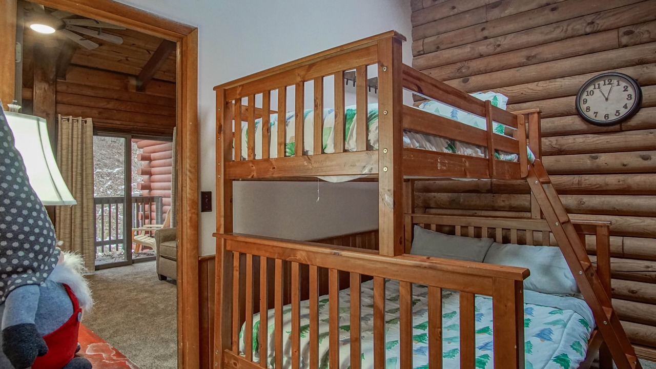 Photo of Bedroom in South Mountain