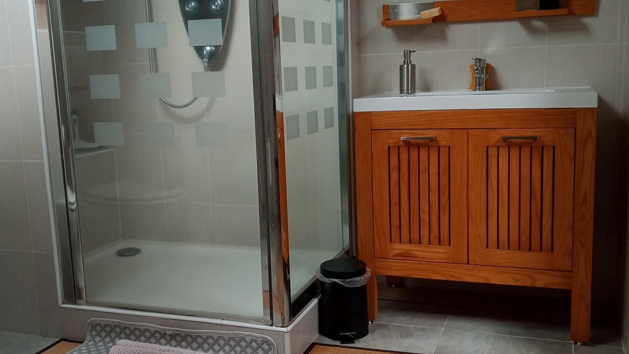 Photo of Bathroom in Boissy-le-Chatel