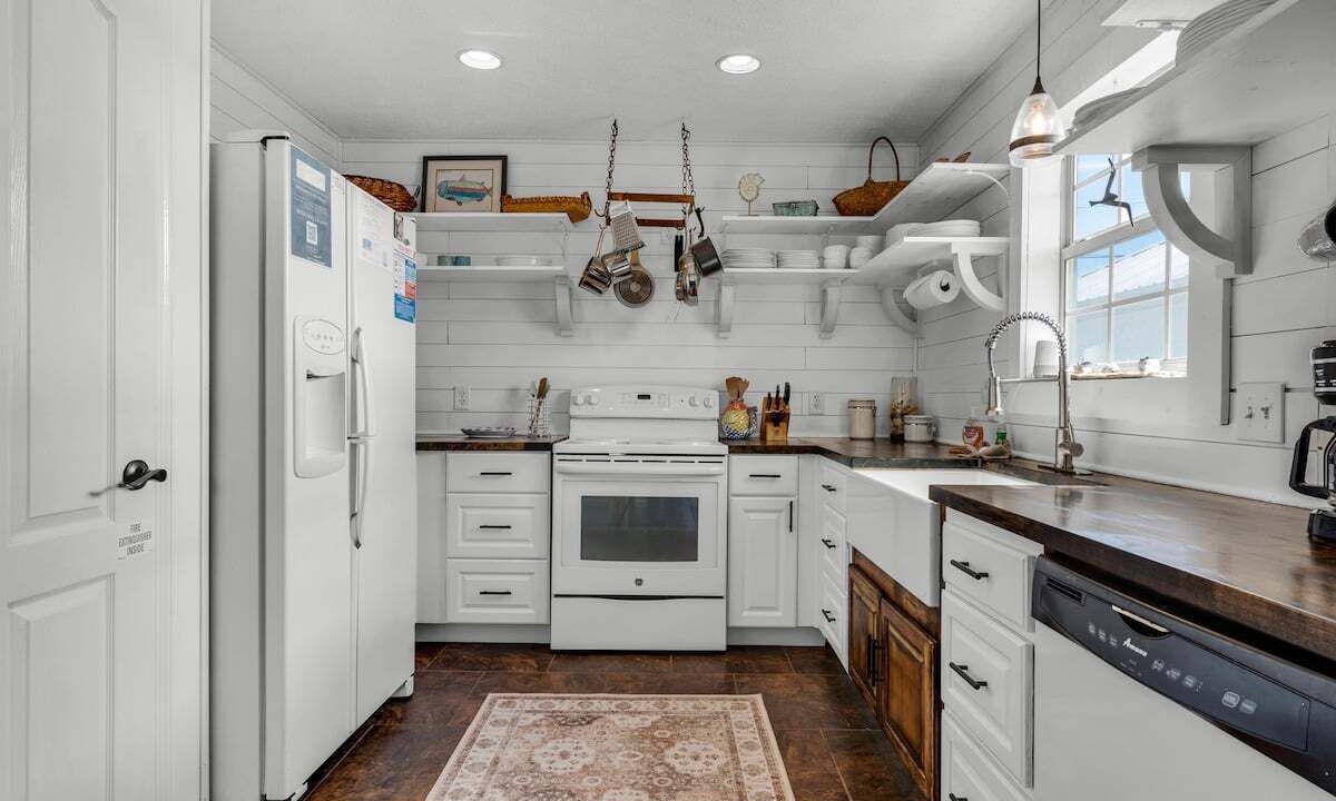 Photo of Kitchen in El Centro Beach