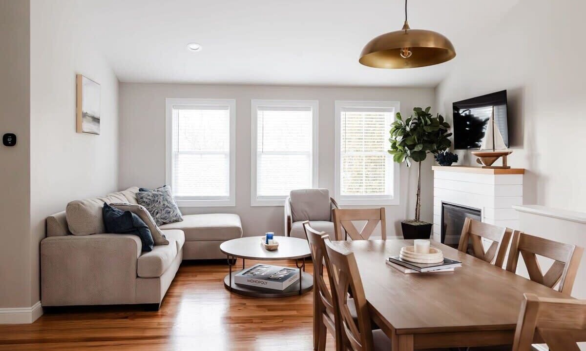 Photo of Livingroom in Westerly