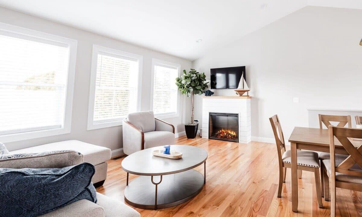 Photo of Livingroom in Westerly