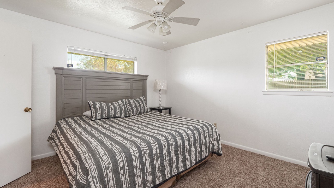 Photo of Bedroom in Southwest Arlington