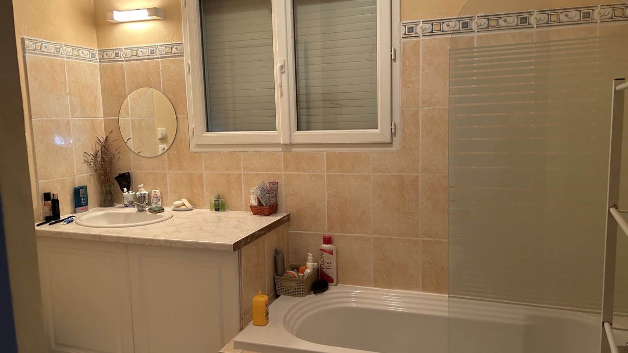 Photo of Bathroom in Saint-Maurice-l'Exil