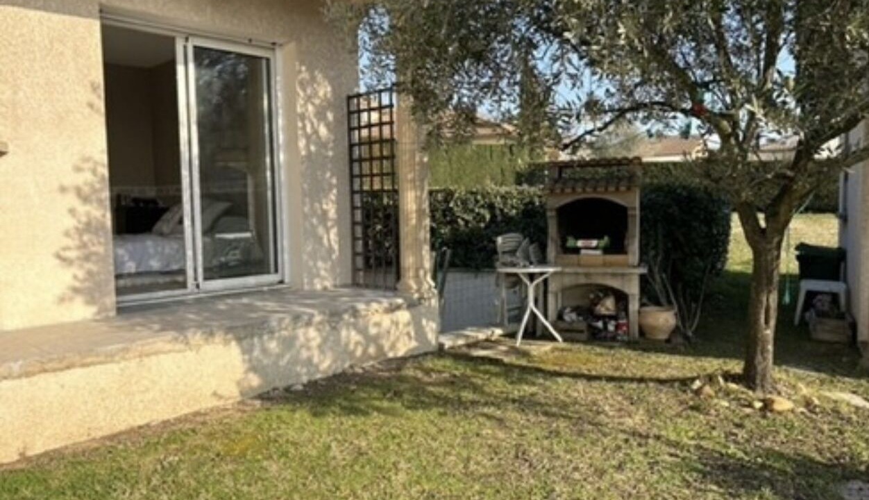 Photo of Patio Balcony in Saint-Maurice-l'Exil