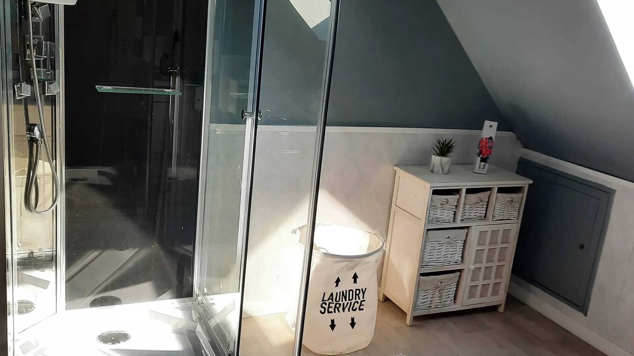 Photo of Bathroom in Arrest