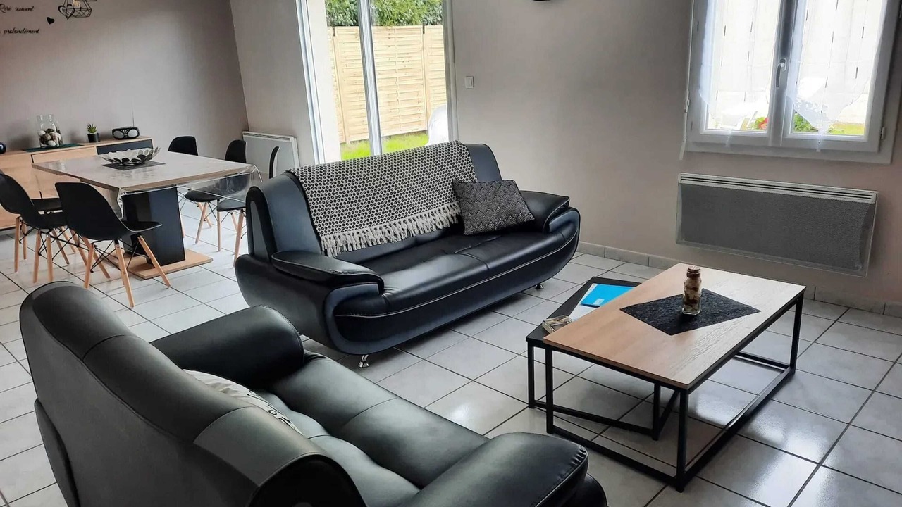 Photo of Livingroom in Arrest