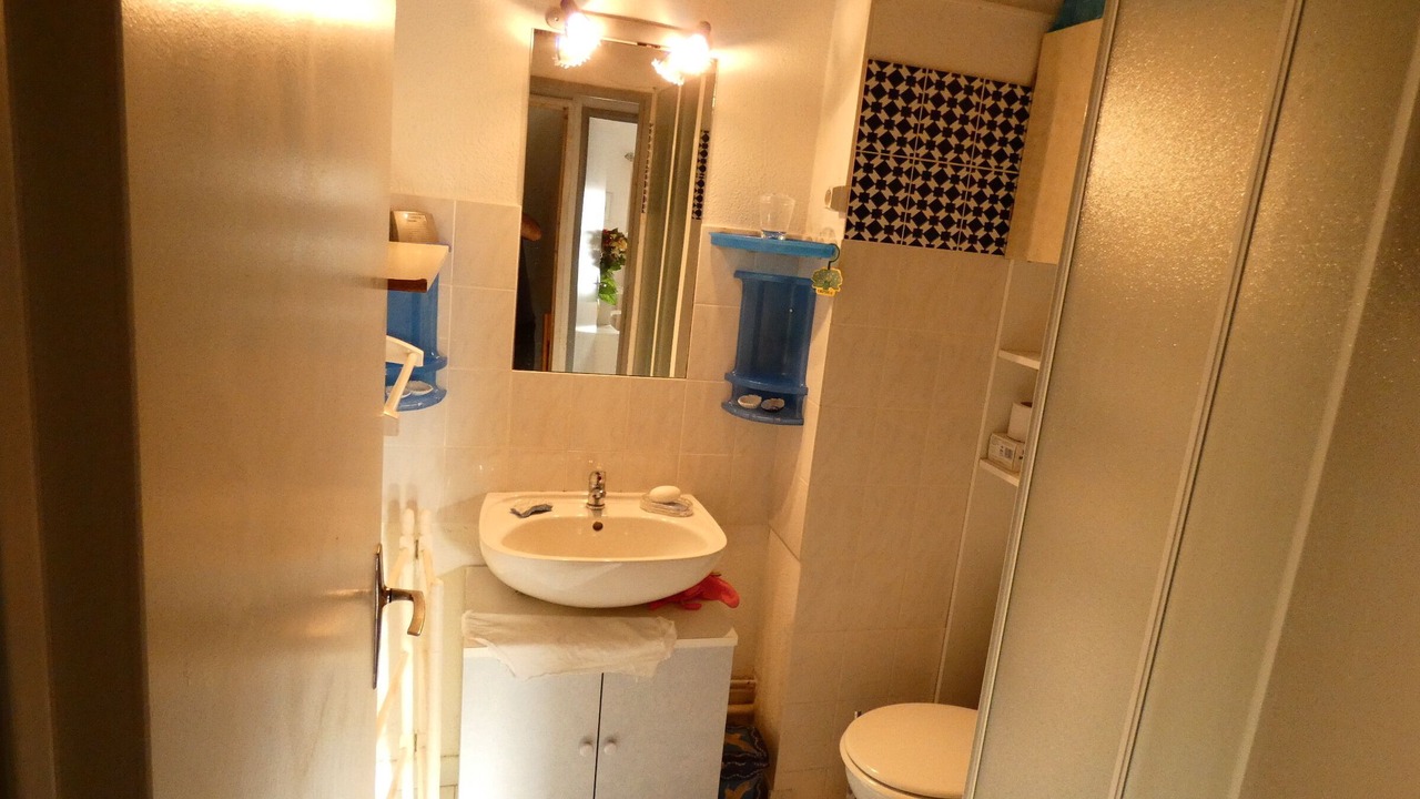 Photo of Bathroom in Vic-la-Gardiole