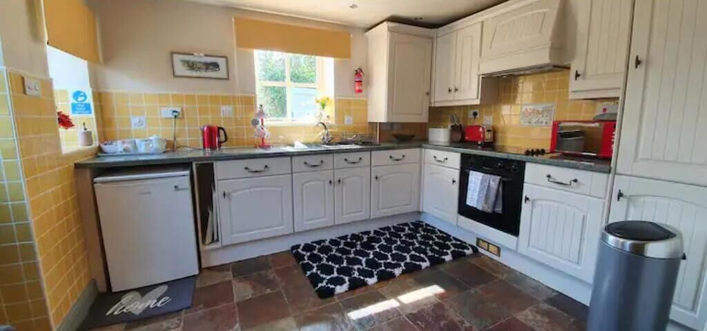 Photo of Kitchen in Ashford-in-the-Water