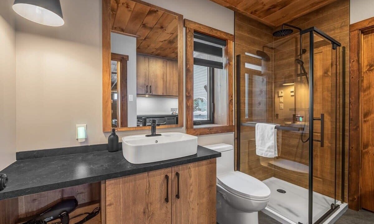 Photo of Bathroom in Saint-Philemon