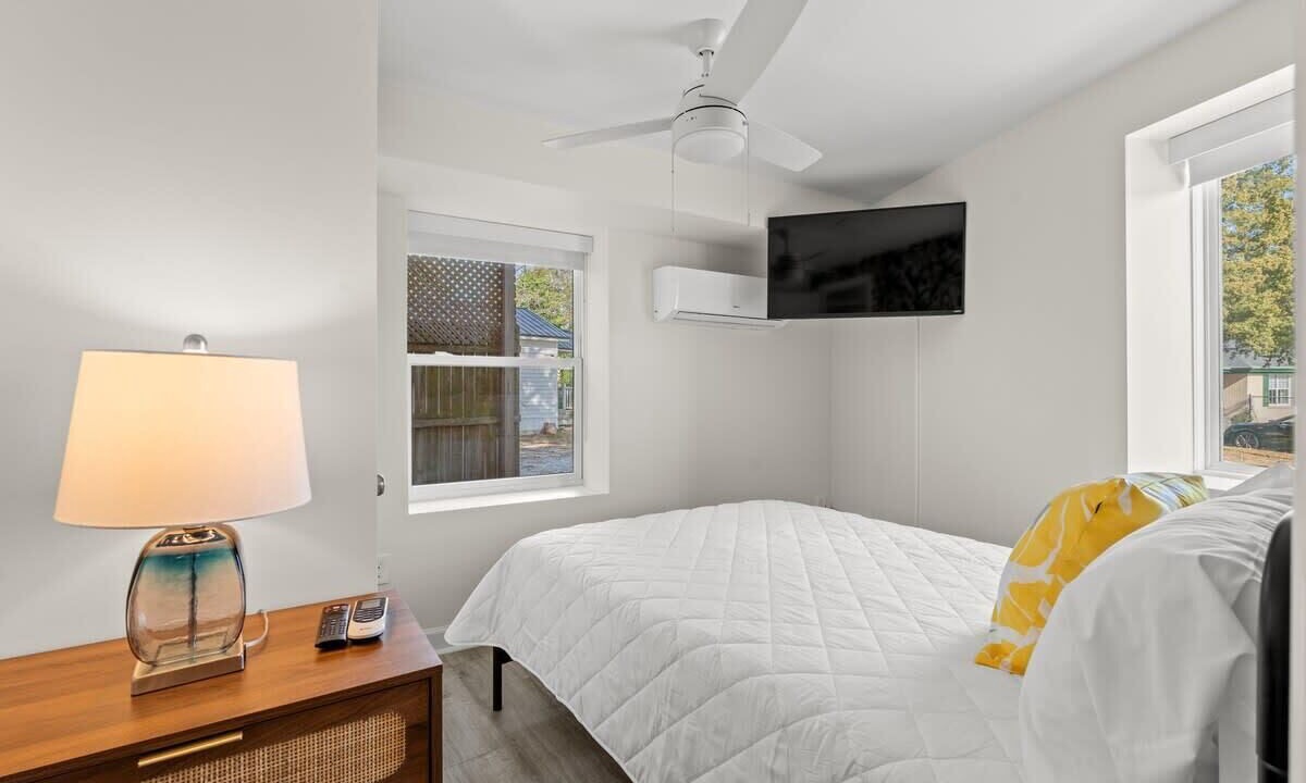 Photo of Bedroom in Windy Hill