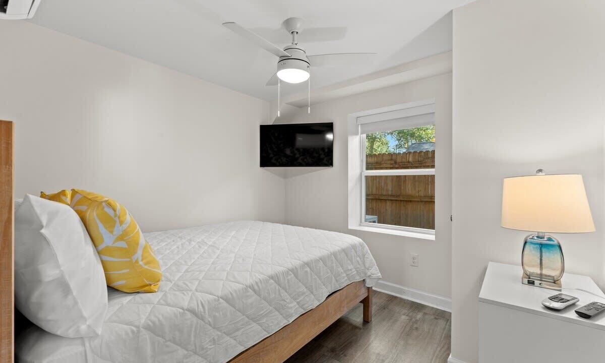 Photo of Bedroom in Windy Hill