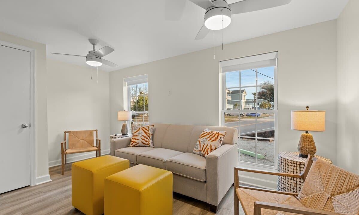 Photo of Livingroom in Windy Hill