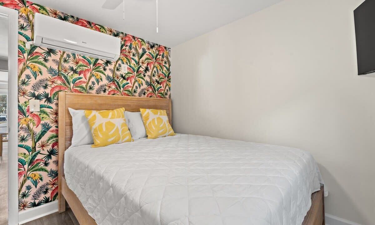 Photo of Bedroom in Windy Hill