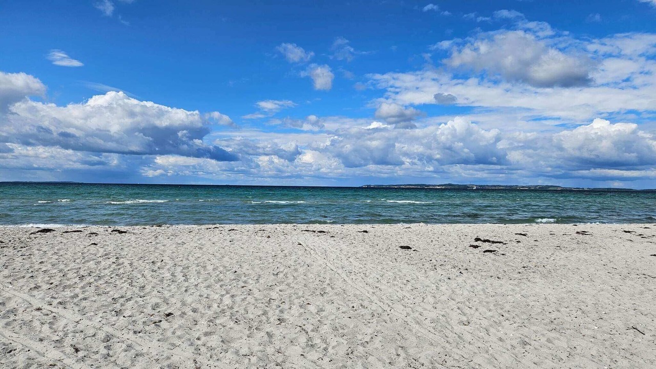 Photo of Others in Øer Strand