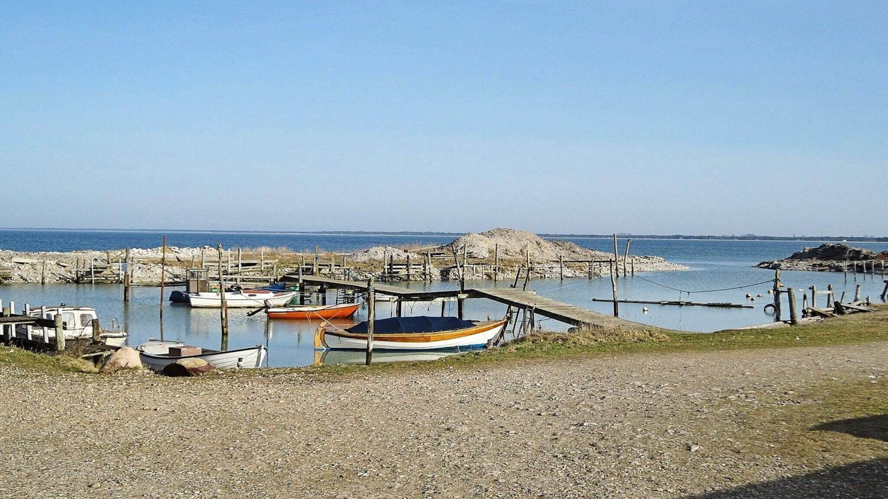 Photo of Others in Klint