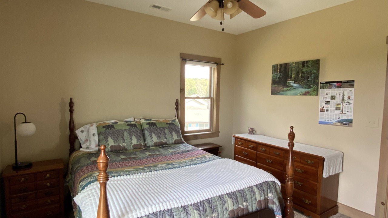Photo of Bedroom in Newland