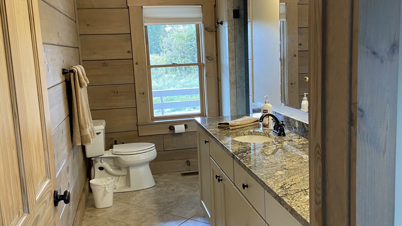 Photo of Bathroom in Newland