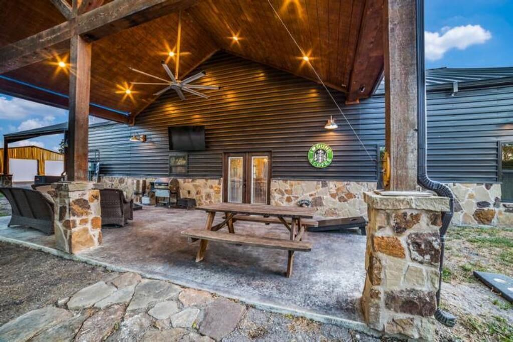 Photo of Outdoor in Goliad