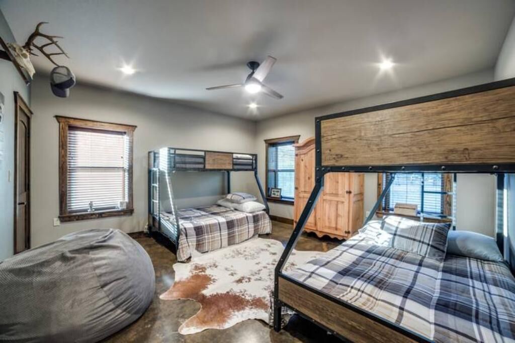 Photo of Bedroom in Goliad