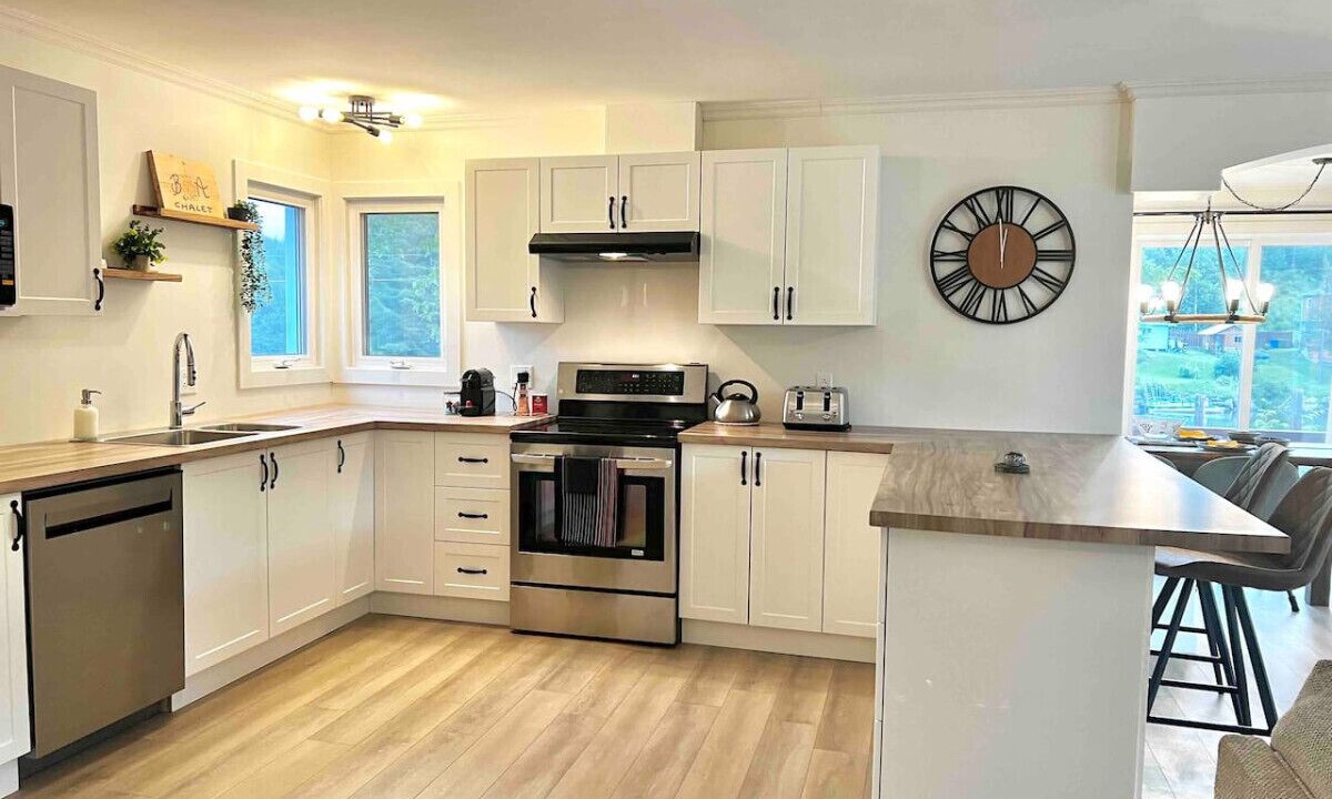 Photo of Kitchen in Le Haut-Saint-Francois Regional County Municipality